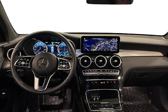 Mercedes-Benz GLC300 de 8 of 30