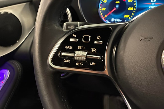 Mercedes-Benz GLC300 de 22 of 30