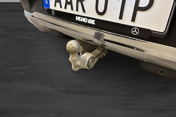 Mercedes-Benz GLC300 de 14 of 30