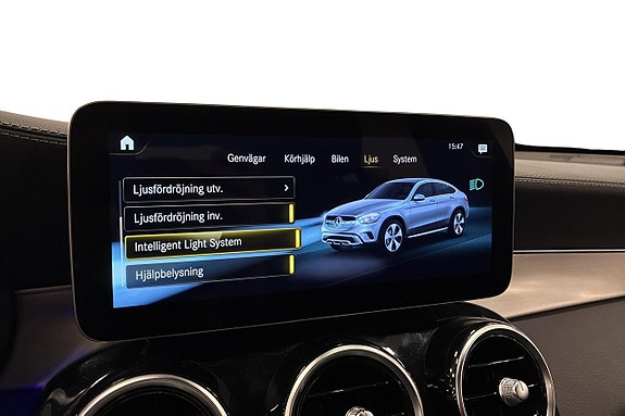 Mercedes-Benz GLC300 de 27 of 30