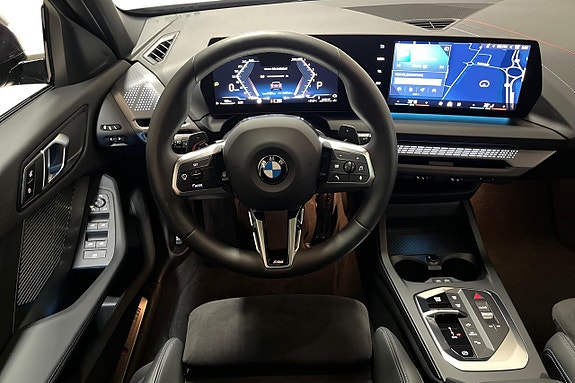 BMW 120 11 of 23
