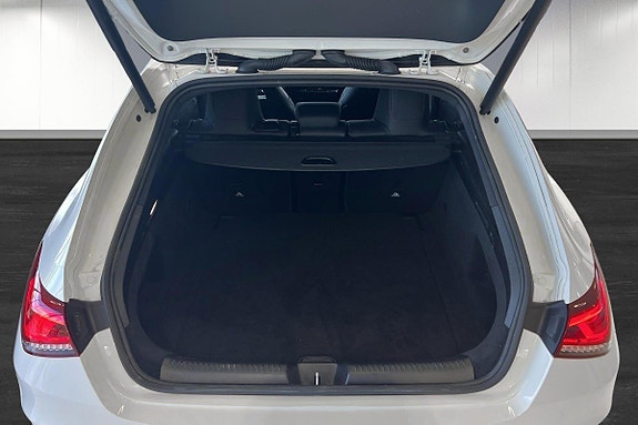 Mercedes-Benz CLA200 13 of 15