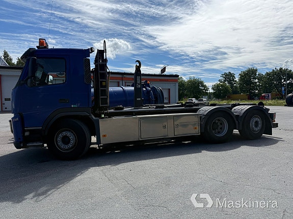 Lastväxlare Volvo FM 6X2 med schaktflak 3 of 27