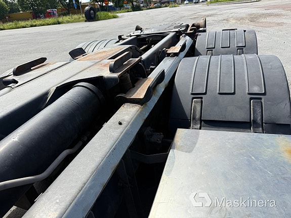 Lastväxlare Volvo FM 6X2 med schaktflak 25 of 27