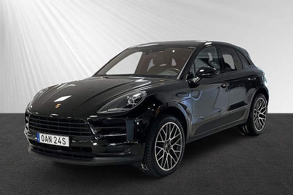 Porsche Macan S 4 of 11