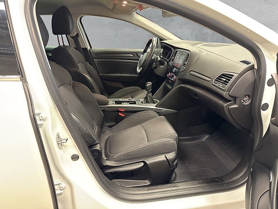 Renault Megane 13 of 24