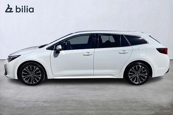 Toyota Corolla 2 of 20