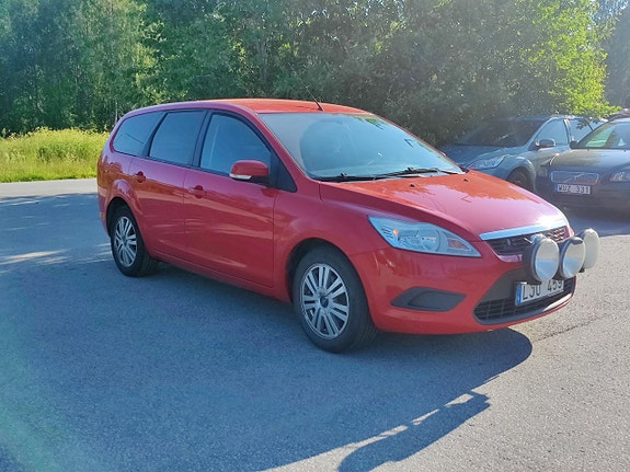 Ford Focus 2 of 5