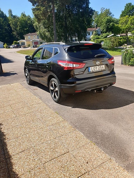 Nissan Qashqai 4 of 5