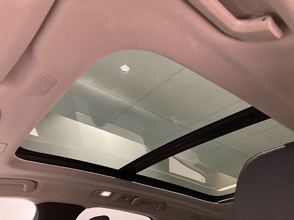 Volvo XC60 15 of 16