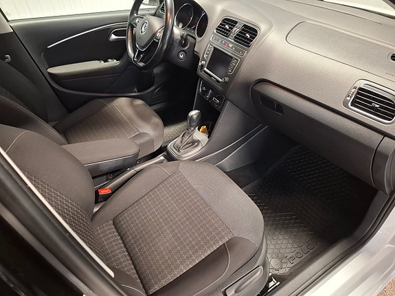 Volkswagen Polo 15 of 15