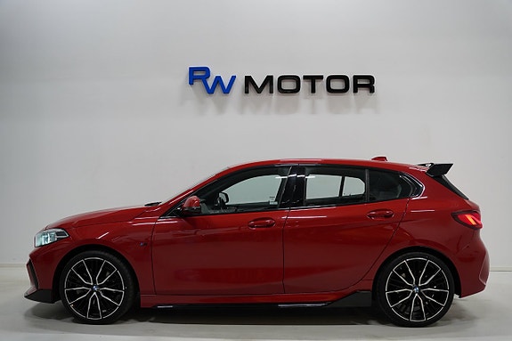 BMW 120 4 of 5