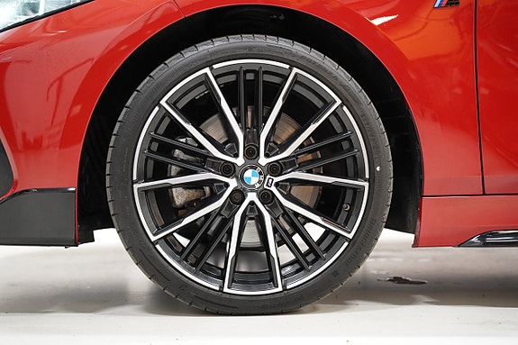 BMW 120 8 of 25