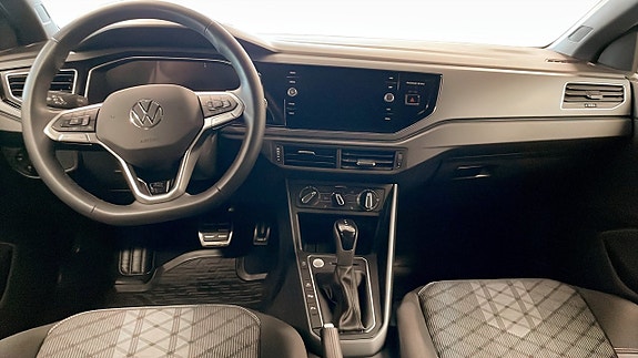 Volkswagen Taigo 10 of 12