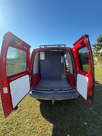 Volkswagen Caddy 4 of 5