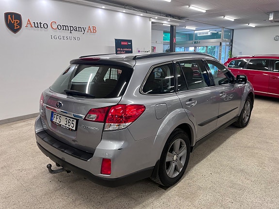 Subaru Outback 6 of 15