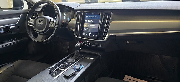 Volvo V90 18 of 23