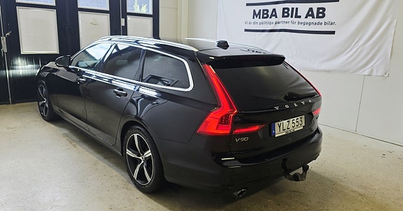 Volvo V90 10 of 23