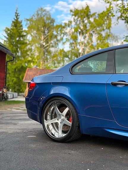 BMW M3 4 of 7