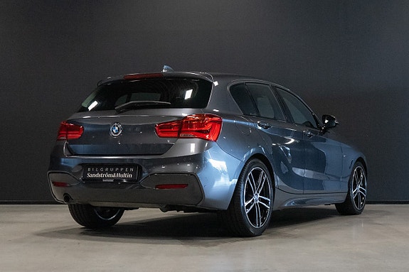 BMW 118i 5 of 5