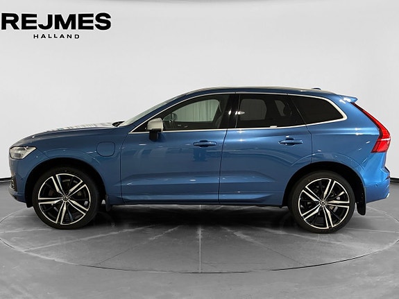 Volvo XC60 3 of 5