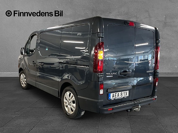 Renault Trafic 4 of 5