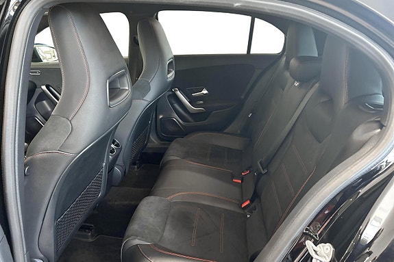 Mercedes-Benz A180 10 of 11