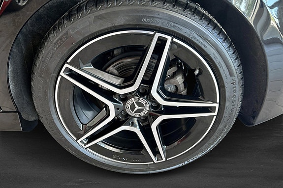 Mercedes-Benz A180 5 of 5
