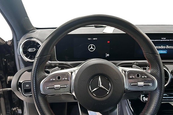 Mercedes-Benz A180 7 of 11