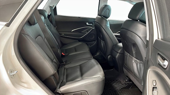 Hyundai Santa Fe 5 of 5