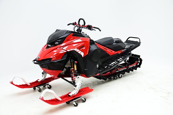 Lynx Shredder RE 3700 850 Turbo R HUB 6 of 12