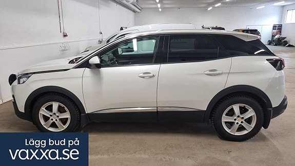 Peugeot 3008 2 of 5