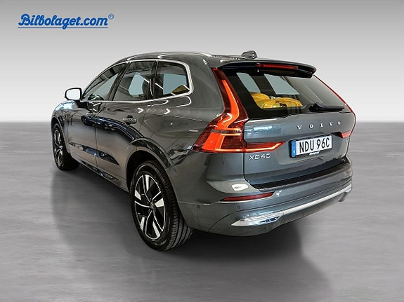 Volvo XC60 3 of 5