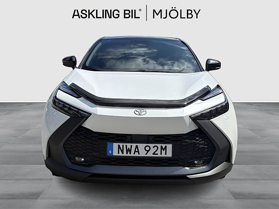 Toyota C-HR 5 of 5