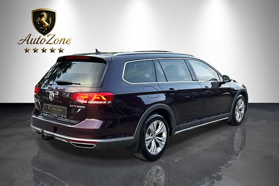 Volkswagen Passat Alltrack 5 of 5