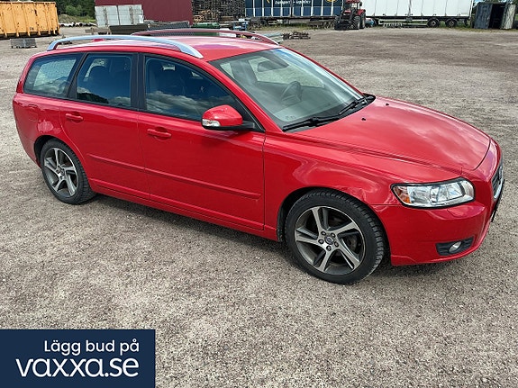 Volvo V50 2 of 5