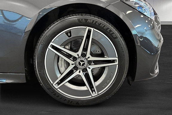 Mercedes-Benz C300 e 11 of 27
