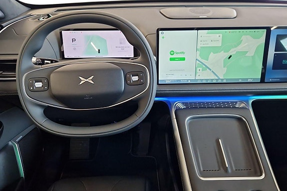 XPeng G9 11 of 20