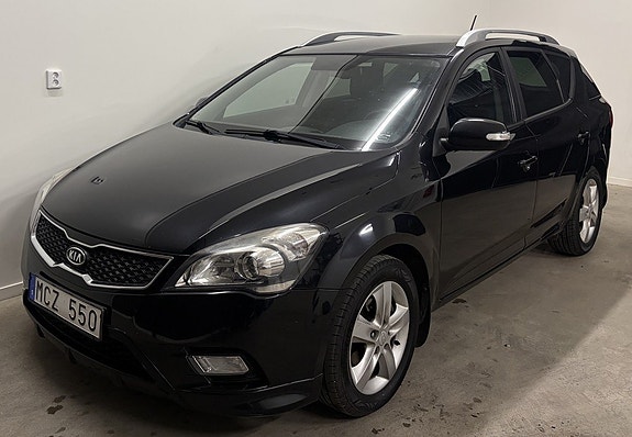 Kia Ceed 4 of 10