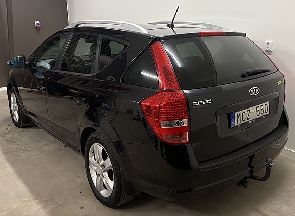 Kia Ceed 5 of 10