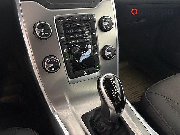 Volvo S80 12 of 14
