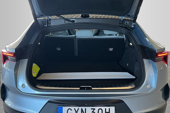 Polestar 4 9 of 18