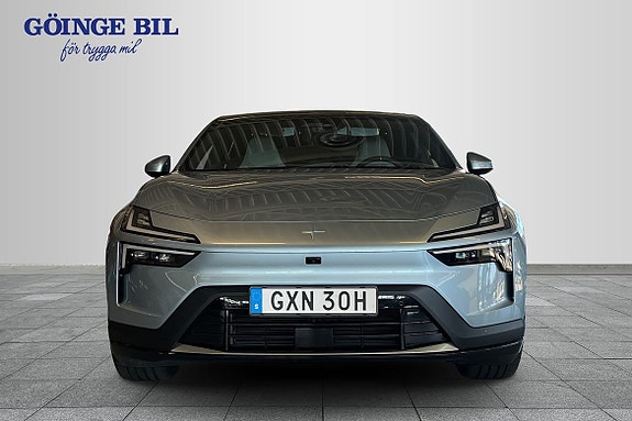 Polestar 4 3 of 5