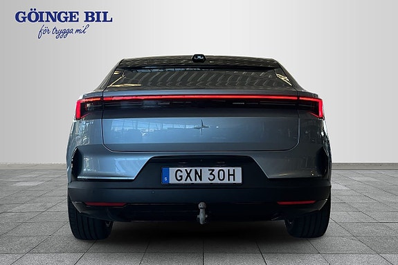 Polestar 4 7 of 18
