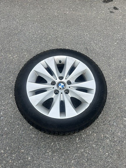 BMW 523i 11 of 11