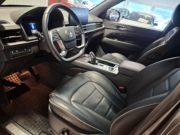 KGM Rexton 11 of 17