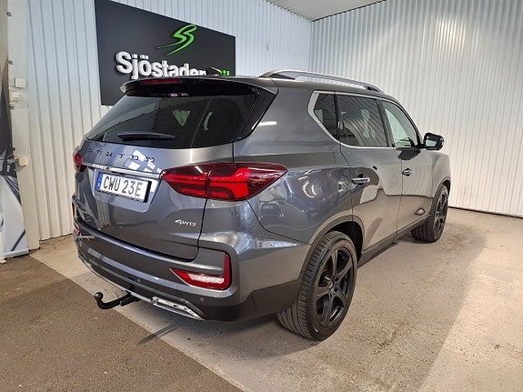 KGM Rexton 7 of 17