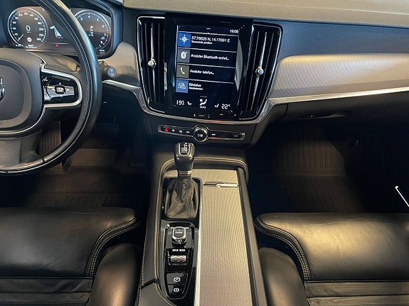 Volvo V90 11 of 26
