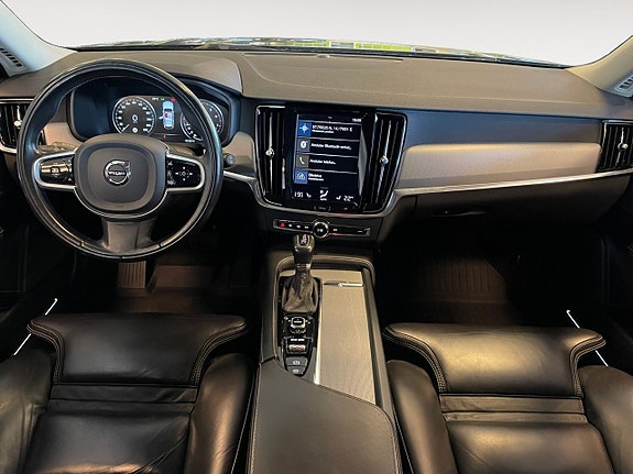 Volvo V90 10 of 26