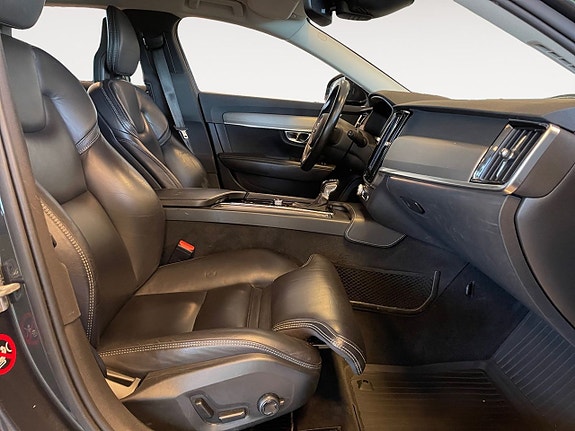 Volvo V90 15 of 26